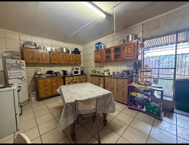 3 BEDROOM HOUSE FOR SALE IN VANDERBIJLPARK CW 5
